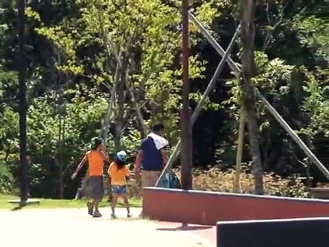 , 問題,Un problème social ? Problème personnel ? ~Nombre croissant de réfugiés dans les cybercafés~ partie 2
sur Daily Motion